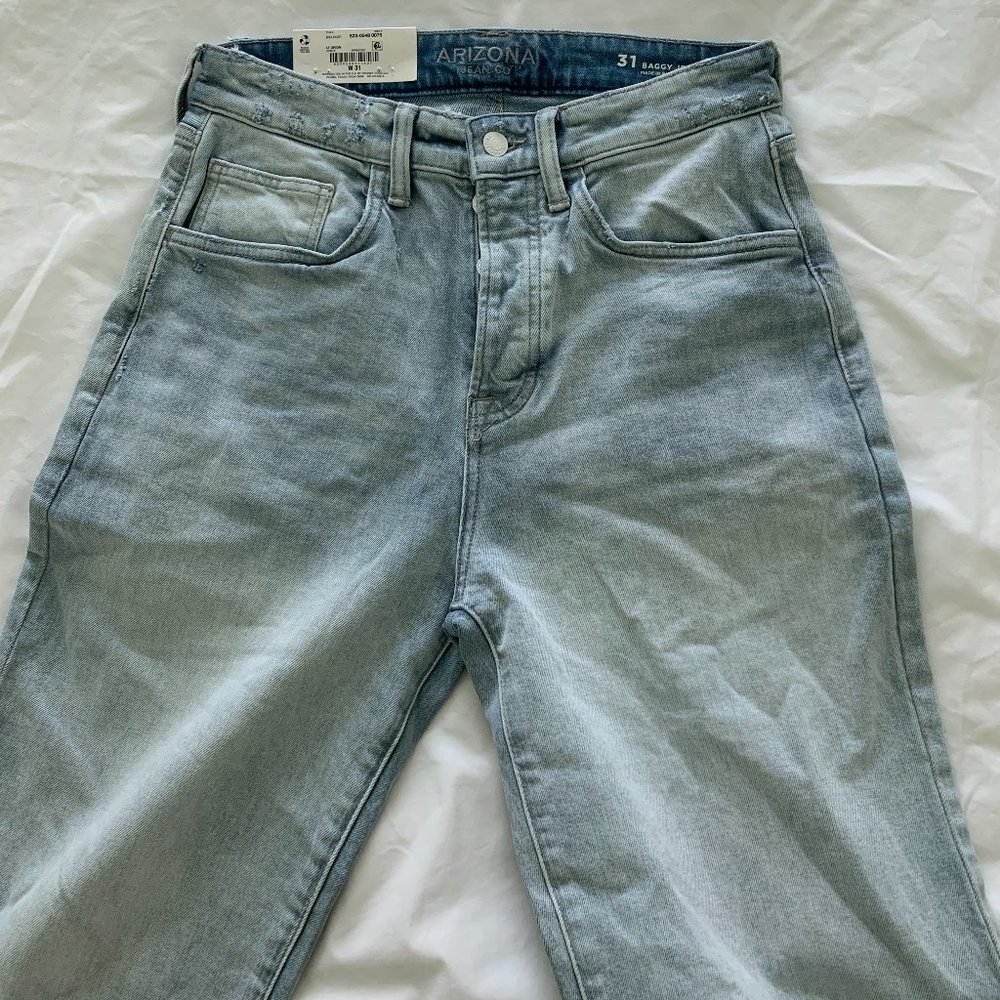 NWT Arizona Jeans Co Women's Junior's Baggy Jeans, Size 31